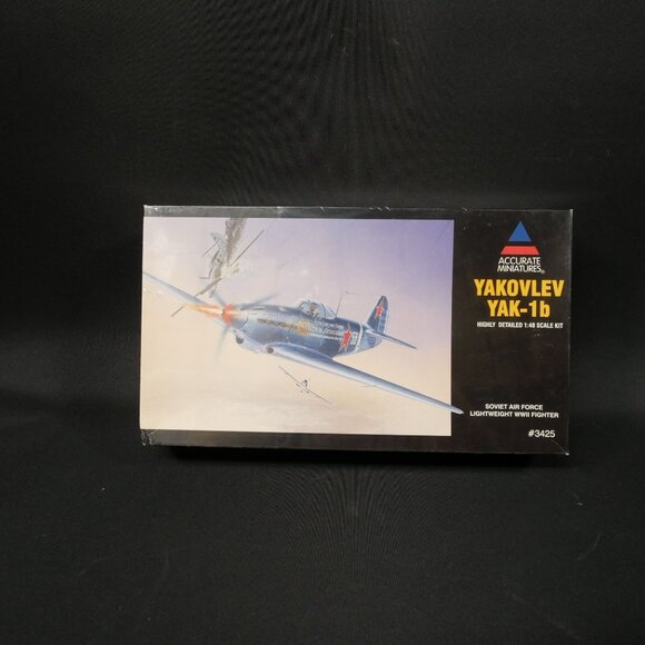 Accurate Miniatures Yakovlev Yak-1b Model Kit 1/48 #3425 NIB - Picture 1 of 7